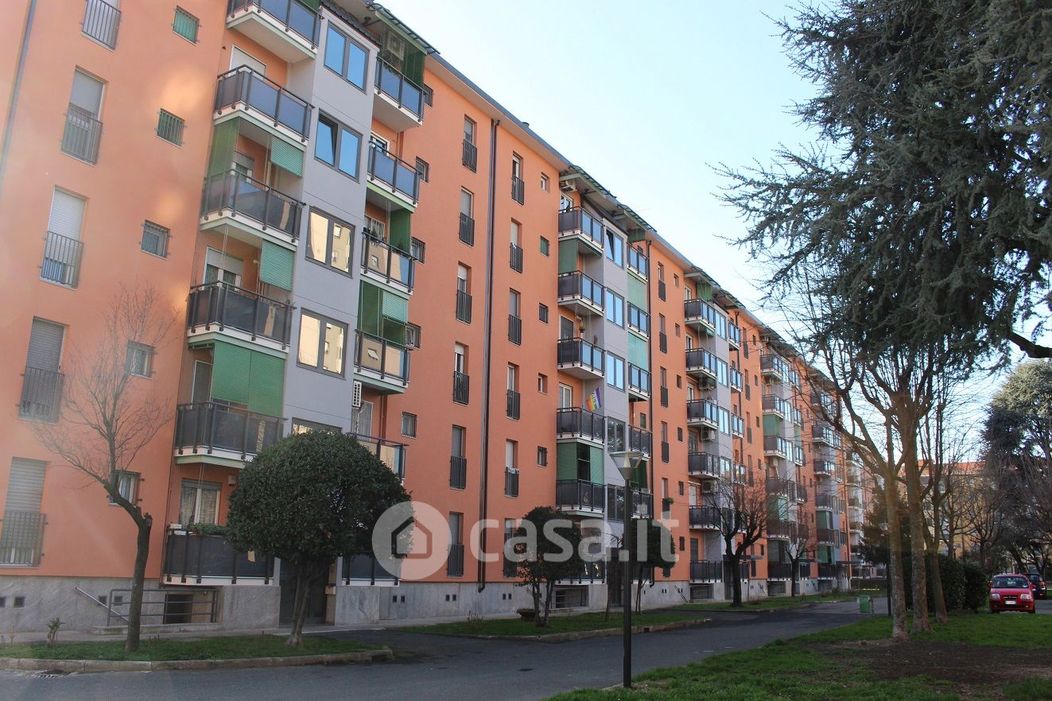 Appartamento in Vendita in Via Ugo Betti 59 a Milano