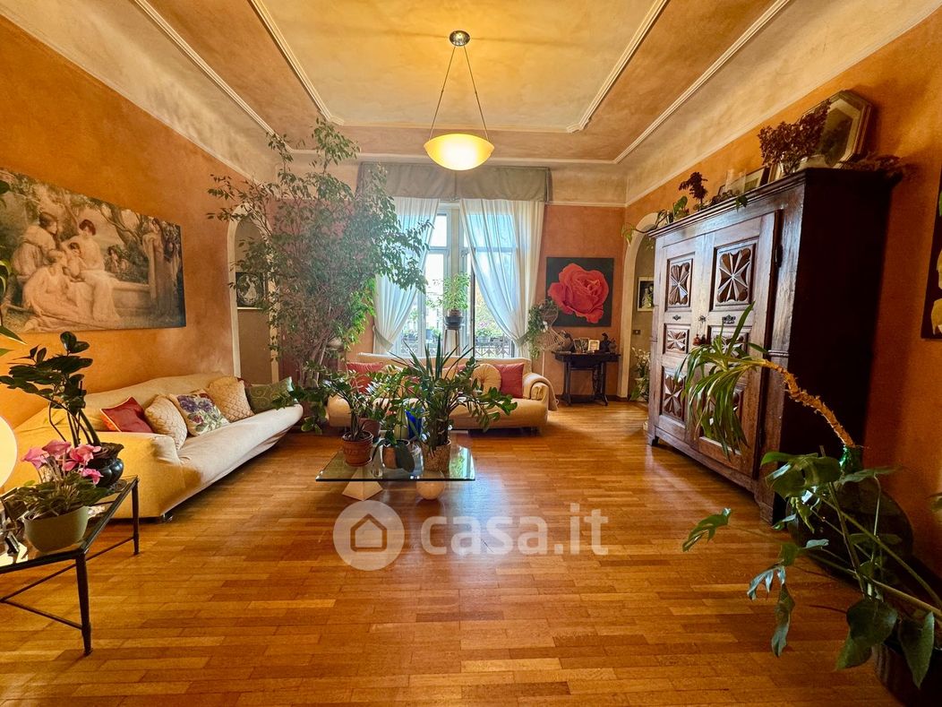 Appartamento in Vendita in Via Antonio Stradivari 7 a Milano