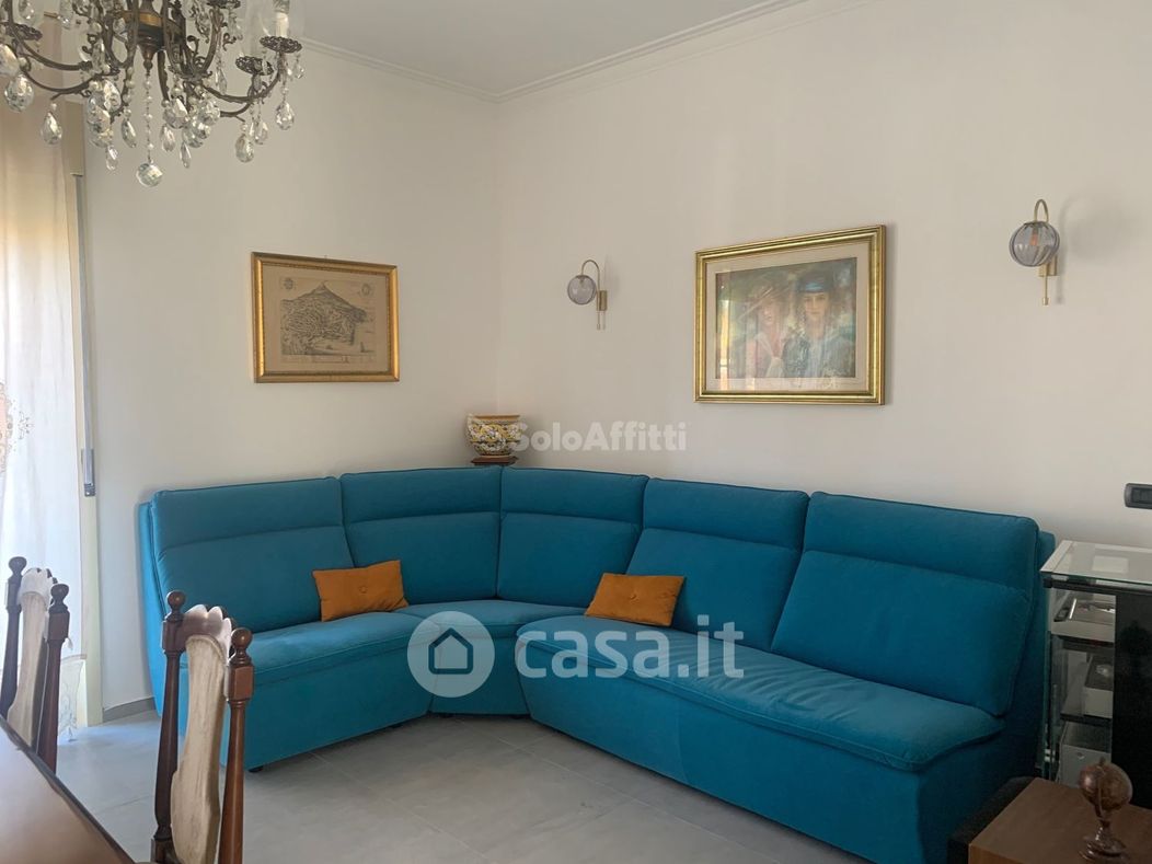 Appartamento in Affitto in Via Antonino Privitera 19 a Aci Castello