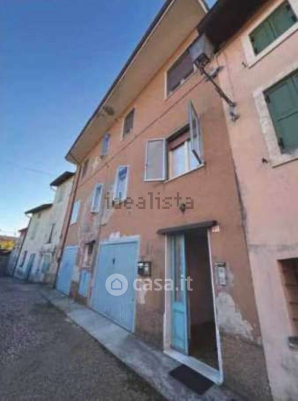 Appartamento in Vendita in Via Bastia 39 a Valeggio sul Mincio