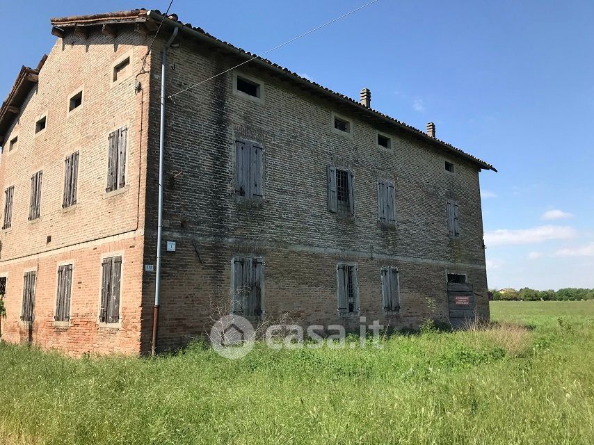 Rustico/Casale in Vendita in Via Zappellaccio a Modena