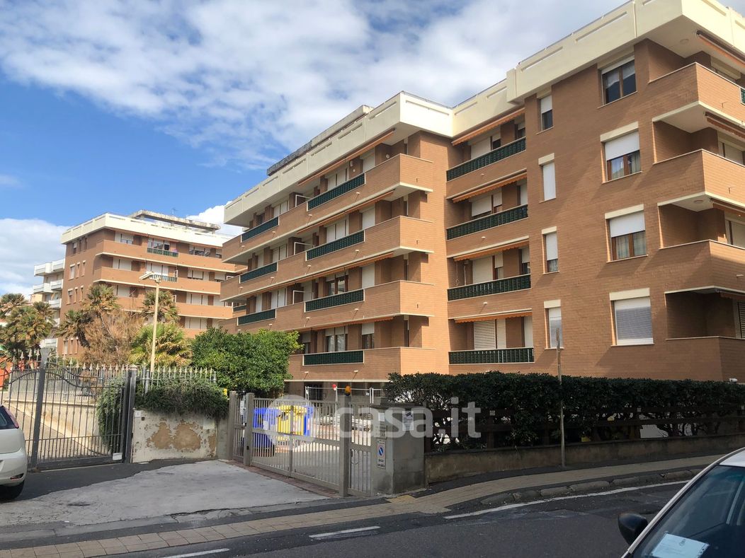 Appartamento in Vendita in Via corsica a Livorno