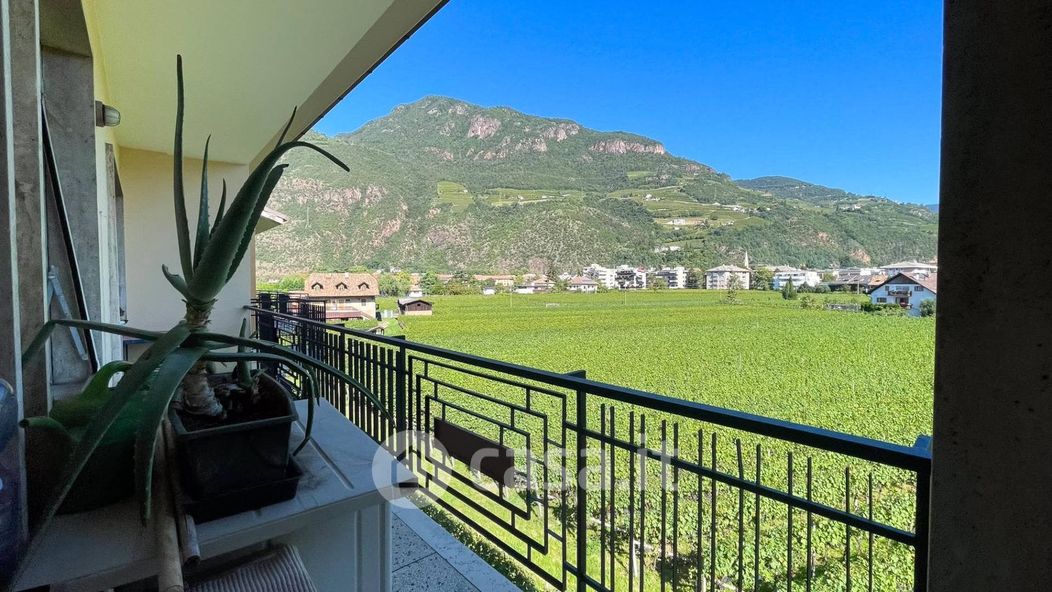 Appartamento in Vendita in Via della mendola 80 a Bolzano