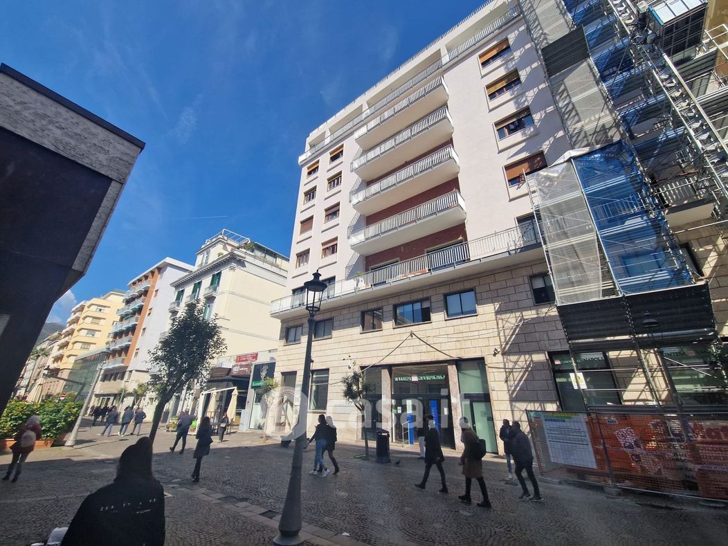 Appartamento in Vendita in Corso Vittorio Emanuele a Salerno