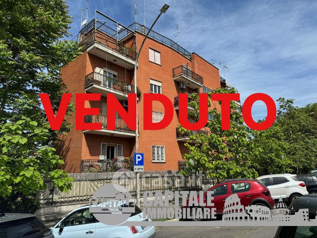 Appartamento in Vendita in Largo Giuseppe Leti a Roma