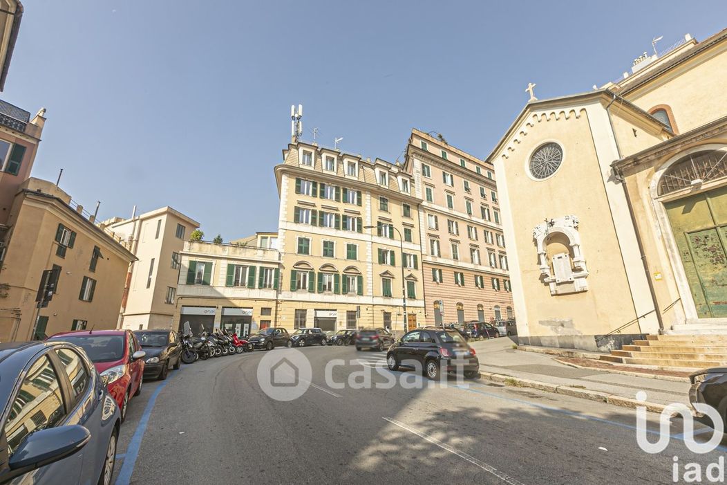 Appartamento in Vendita in Via Brignole de Ferrari 4 a Genova