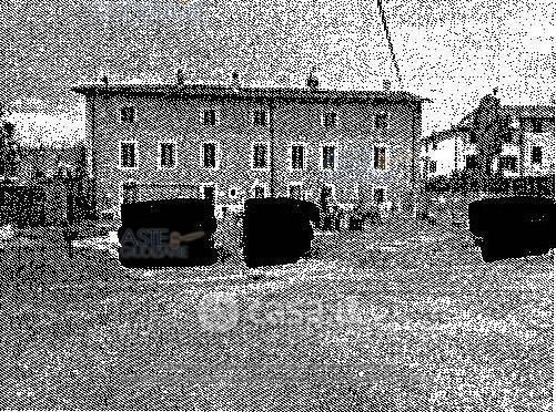 Appartamento in Vendita in Via Vecchia di Nozzano a Lucca
