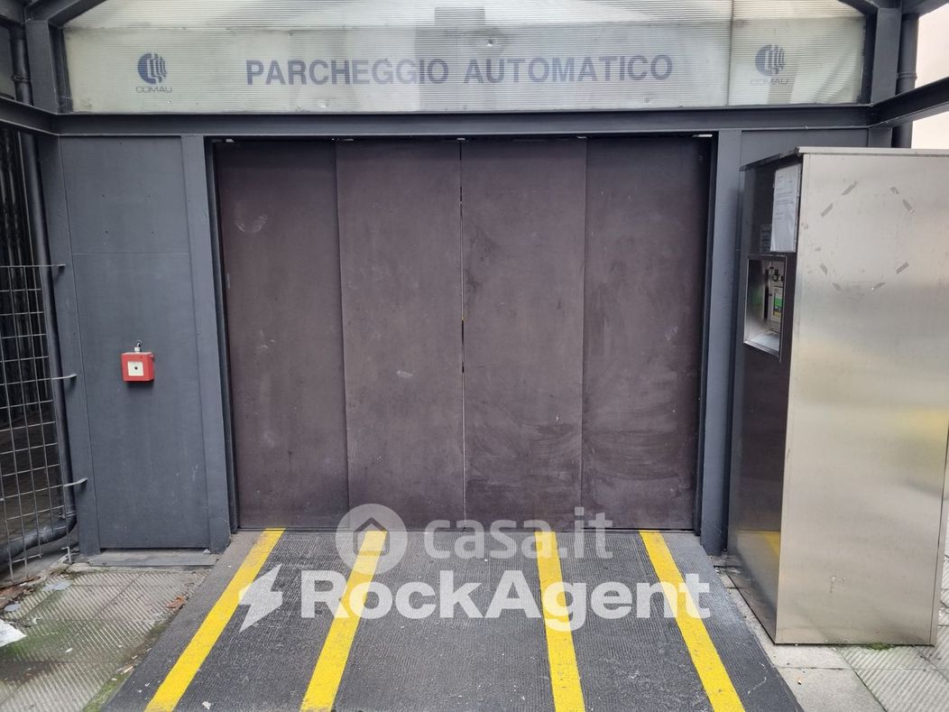 Garage/Posto auto in Affitto in Via Palazzo di Città 9 bis/C a Torino