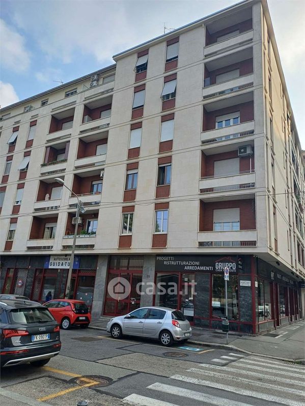 Appartamento in Vendita in Via Edoardo Daneo 20 a Torino