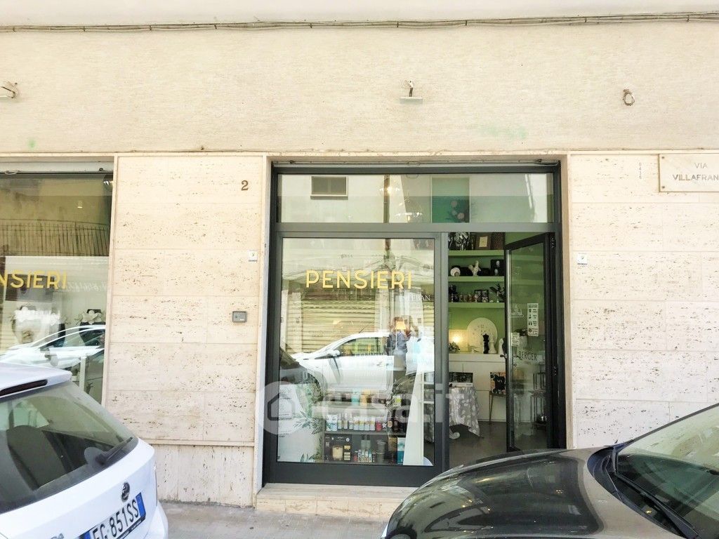 Negozio/Locale commerciale in Affitto in Via villafranca 2 a Ostuni