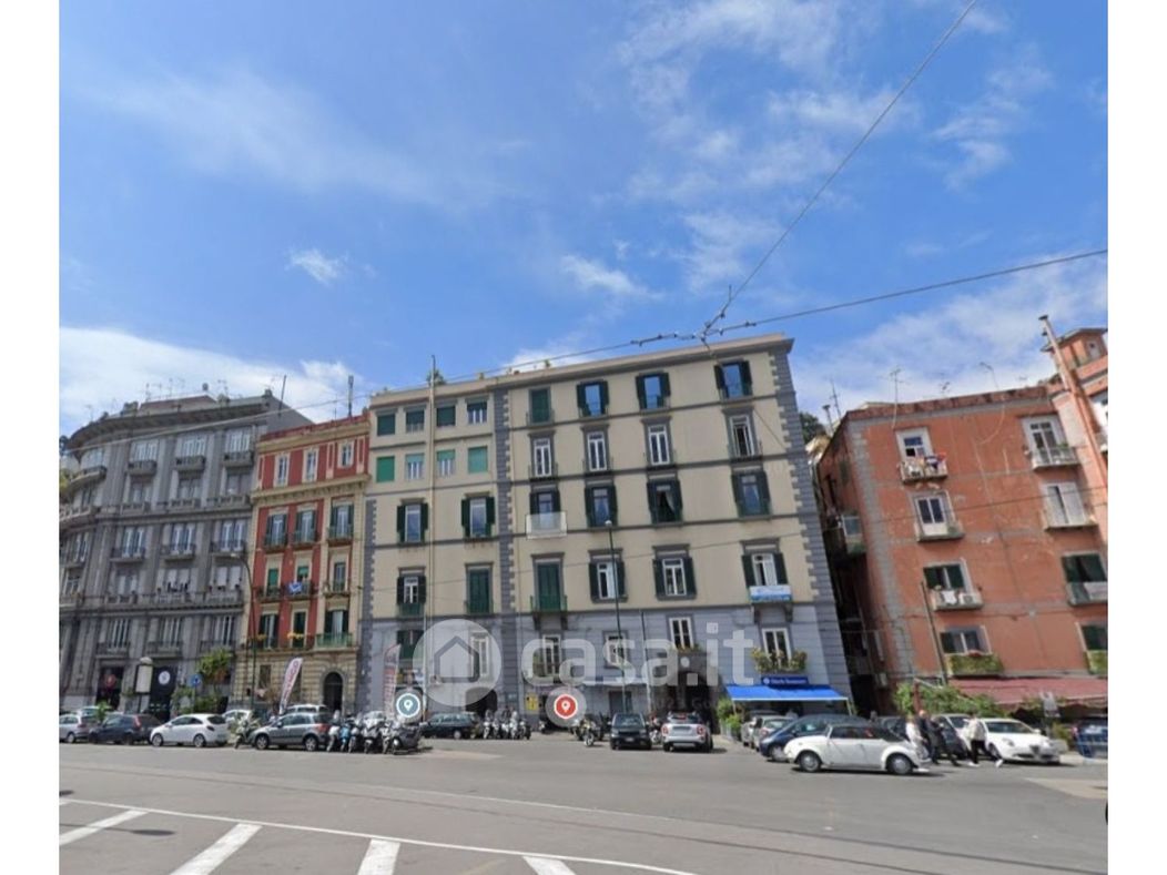 Appartamento in Vendita in Piazza Sannazaro 70 a Napoli