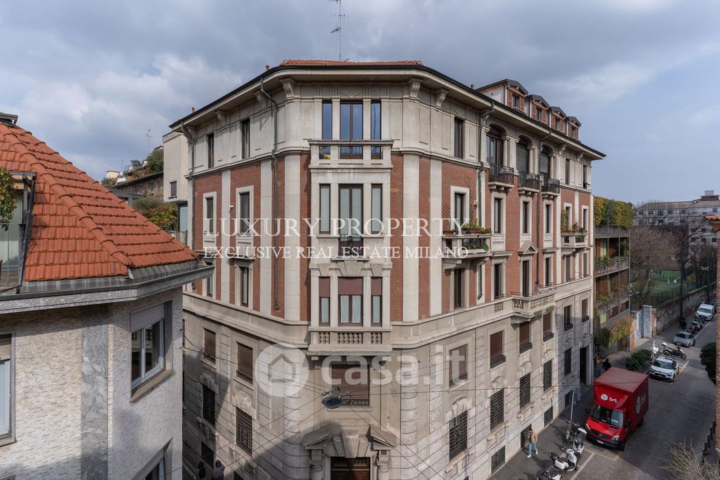 Appartamento in Affitto in Via Filippo Corridoni a Milano