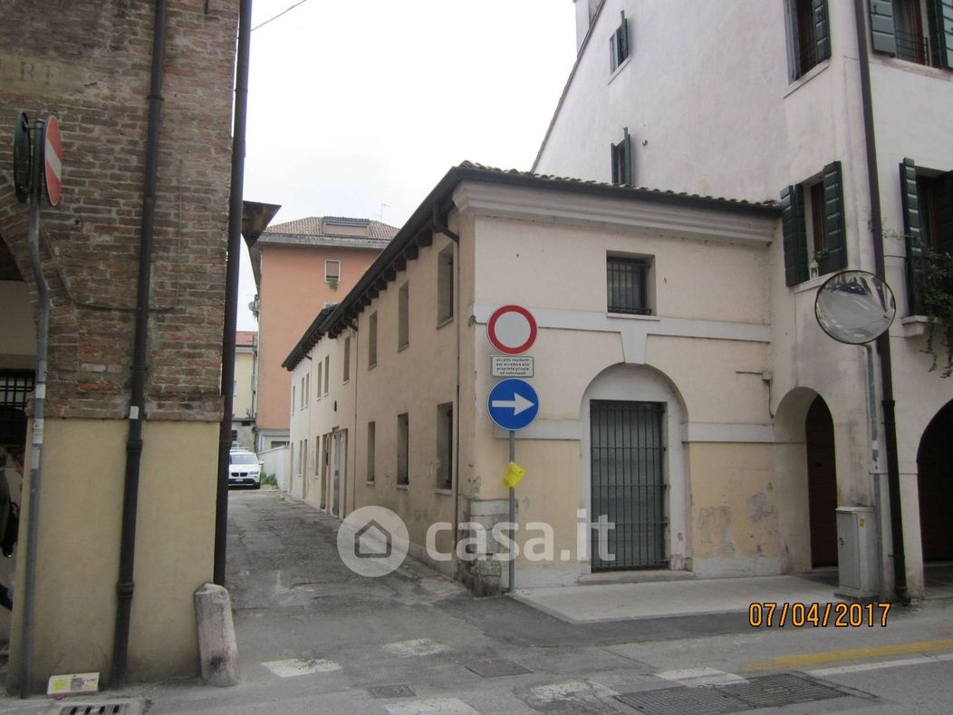 Ufficio in Vendita in Via Schiavonia a Treviso