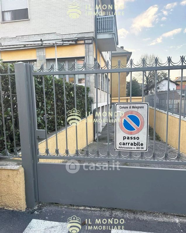 Garage/Posto auto in Vendita in Via Origoni 4 a Melegnano