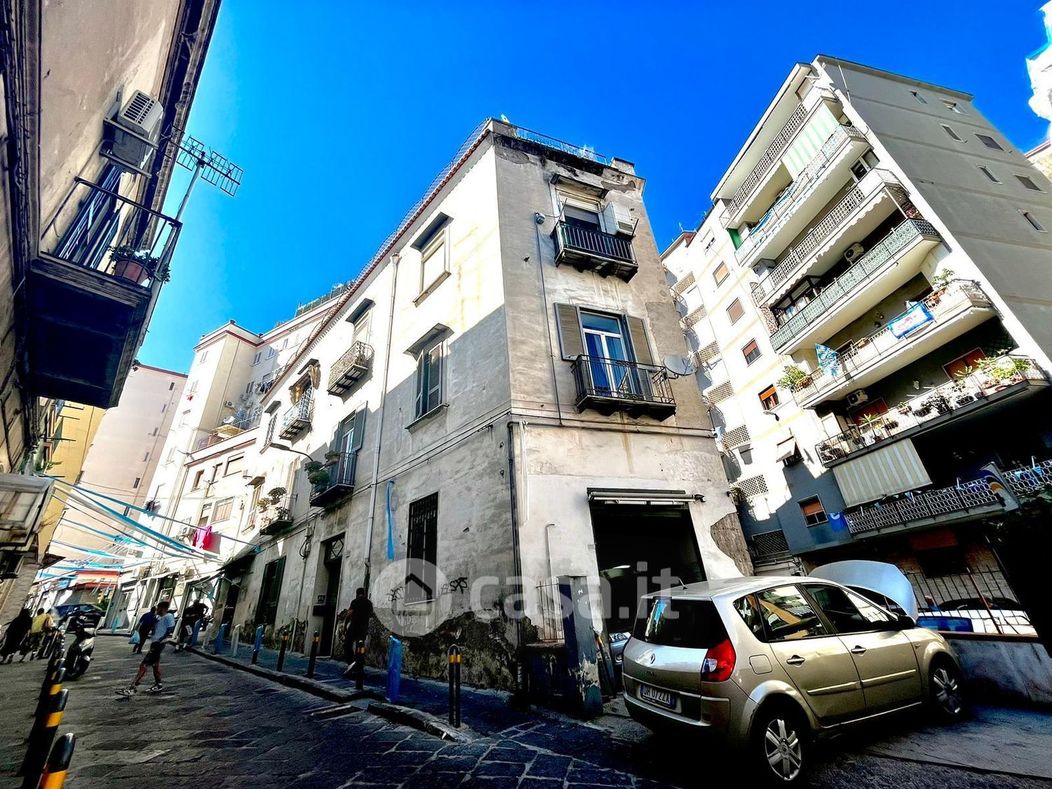 Appartamento in Vendita in Via Pigna 229 a Napoli