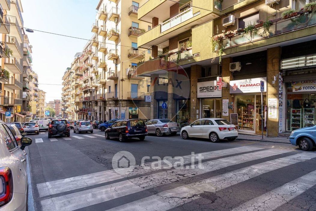 Negozio/Locale commerciale in Vendita in Via Passo Gravina 81 C a Catania
