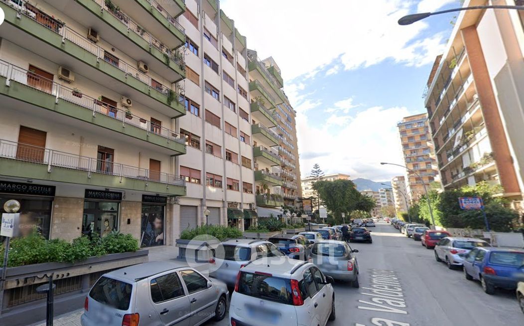 Appartamento in Vendita in Via Valdemone 57 a Palermo