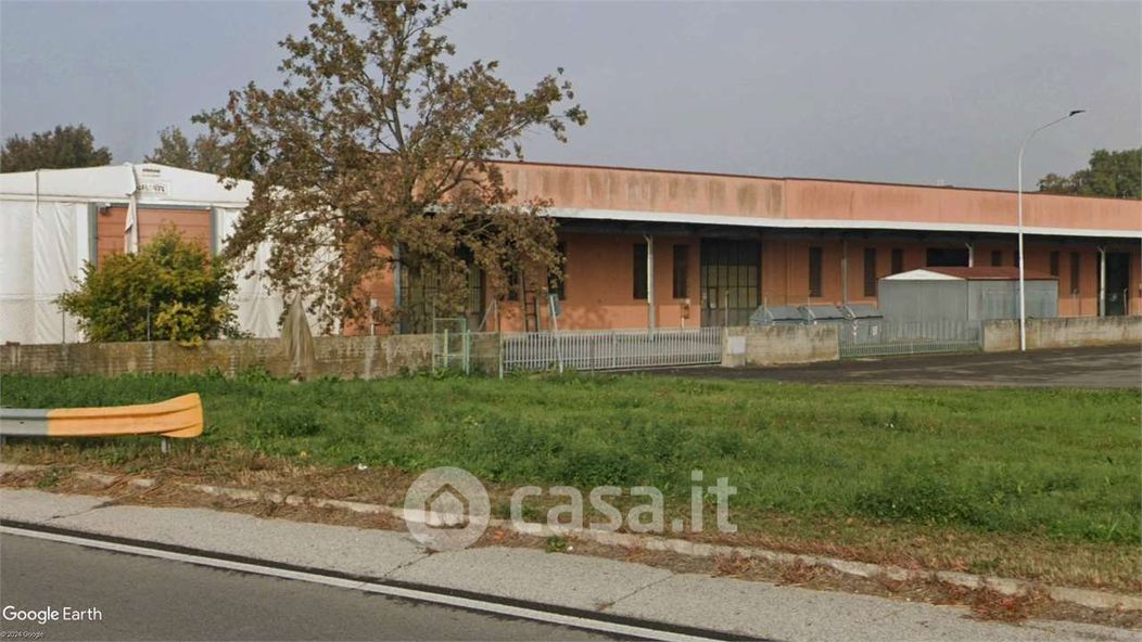Negozio/Locale commerciale in Vendita in Via Modena 4 -1 a San Giovanni in Persiceto