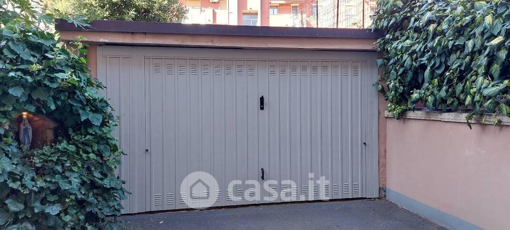Garage/Posto auto in Vendita in Via Fratelli di Dio 334 a Sesto San Giovanni