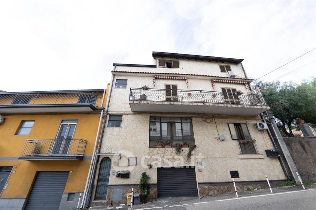 Appartamento in Vendita in Via Duca degli Abruzzi 80 a San Giovanni la Punta