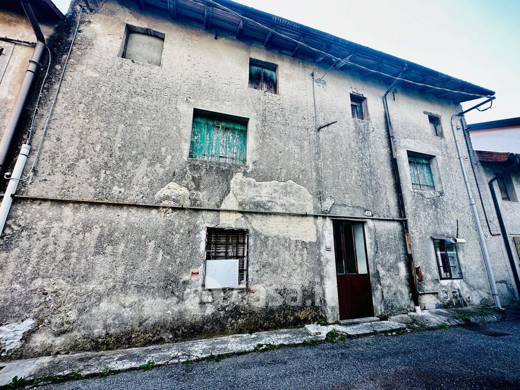 Villetta a schiera in Vendita in Via Lonzano a Udine