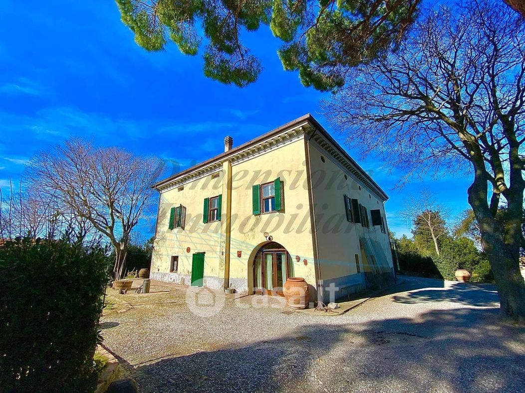 Villa in Vendita in Via San Bartolomeo a Santa Luce