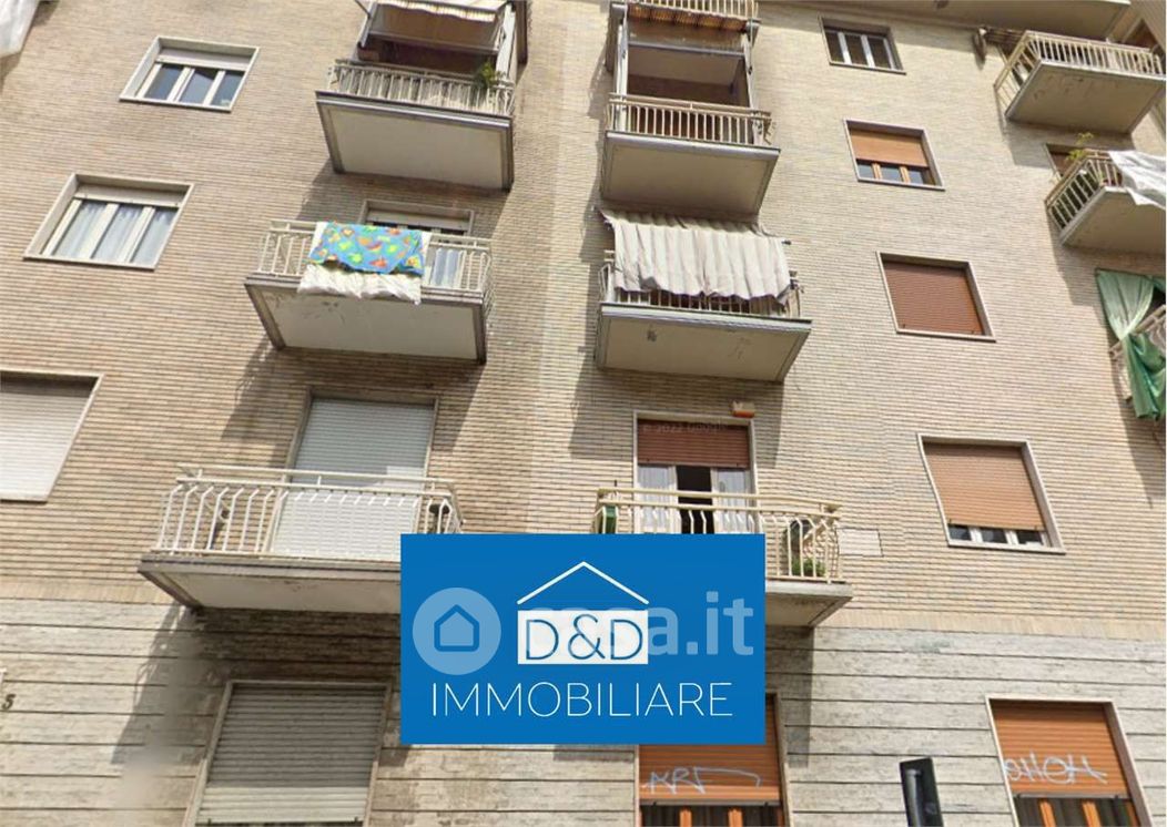 Appartamento in Vendita in Via Monte Valderoa 7 a Torino
