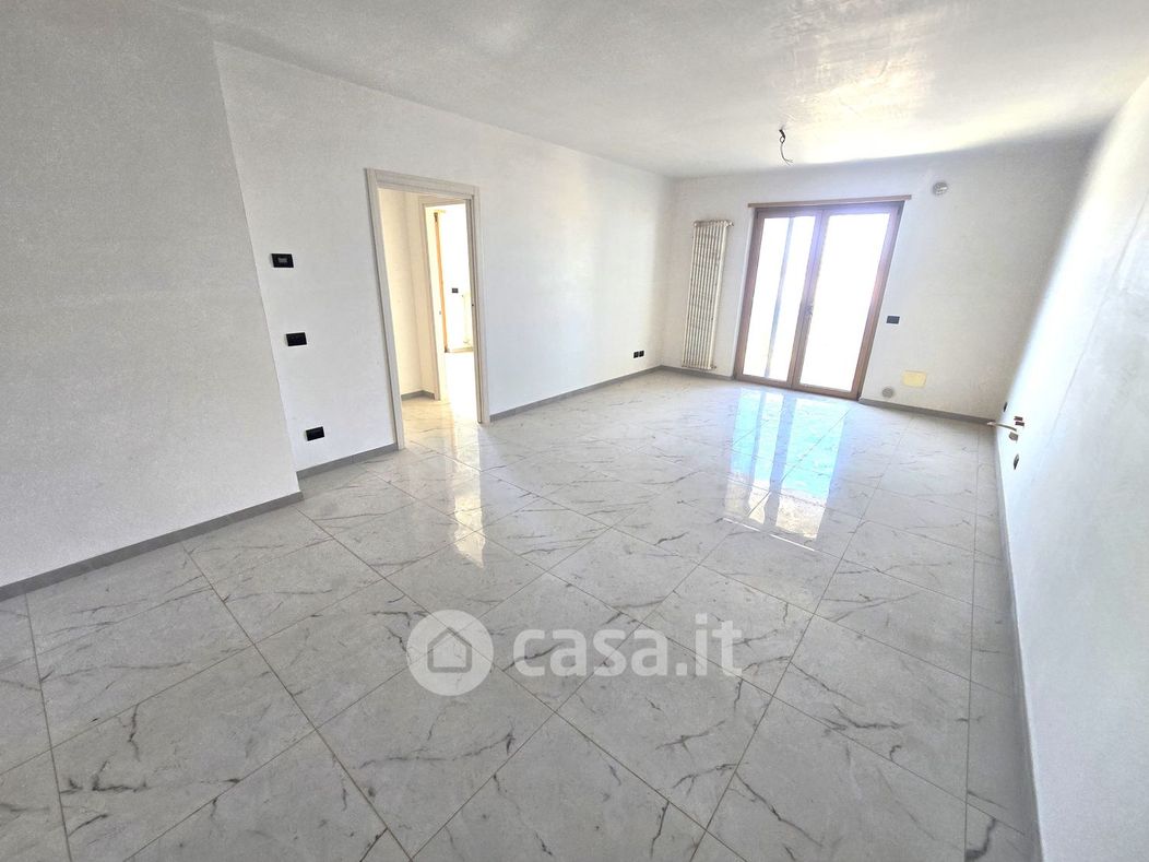 Appartamento in Vendita in Corso Garibaldi 110 a Casamassima
