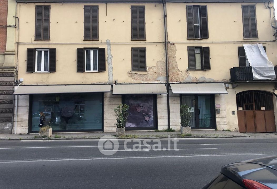 Negozio/Locale commerciale in Vendita in Corso Alessandria a Asti