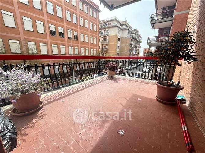 Appartamento in Vendita in Corso Duca di Genova a Roma