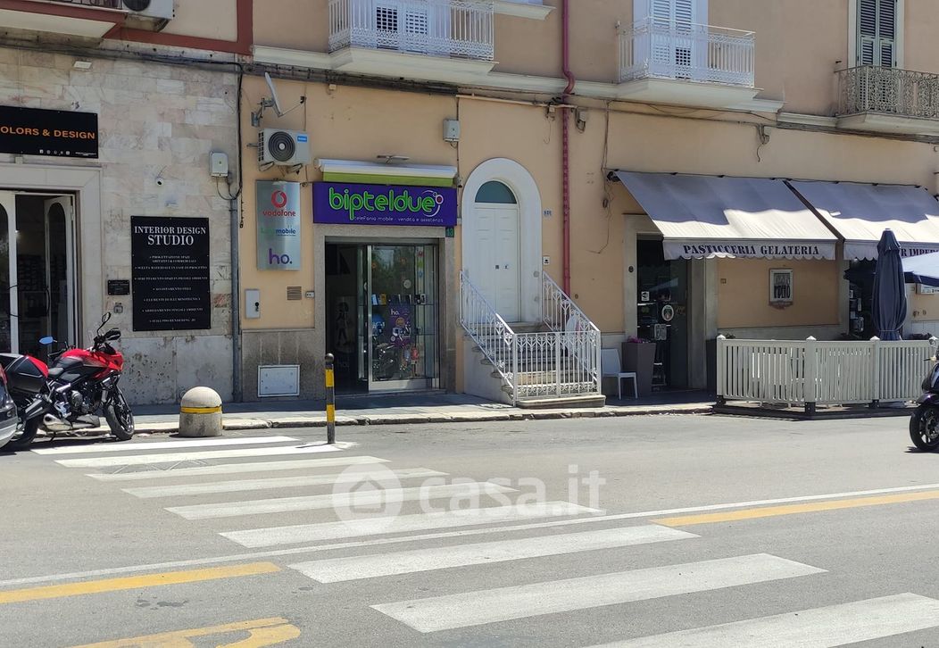 Negozio/Locale commerciale in Vendita in Piazza Marconi a Manfredonia