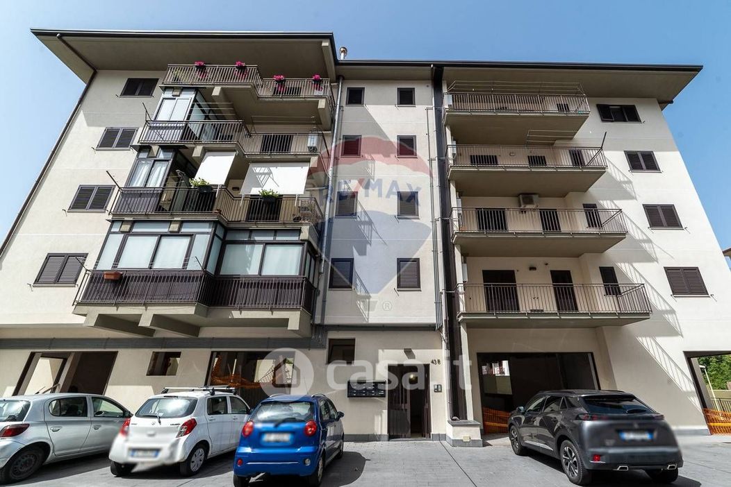 Appartamento in Vendita in Via Antonino Scalia 43 a Acireale