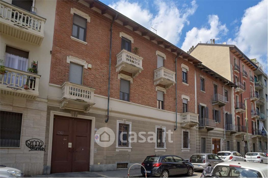 Appartamento in Vendita in Via Antonio Fogazzaro 13 a Torino