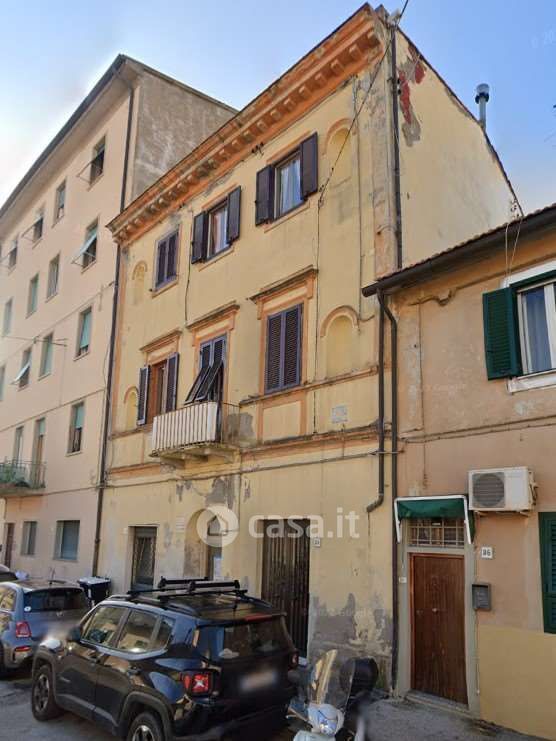 Appartamento in Vendita in Via di Salviano 66 -176 a Livorno