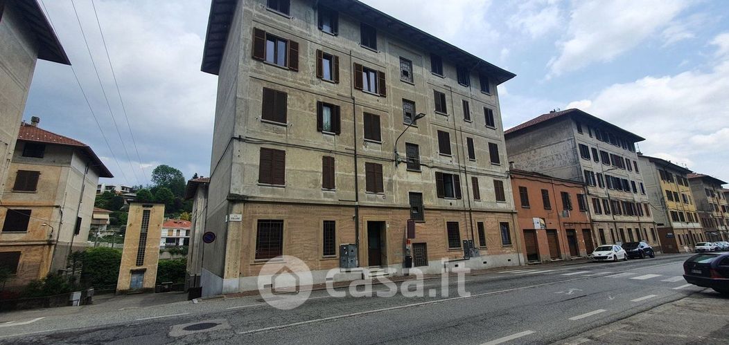 Appartamento in Vendita in Via Pollone a Biella