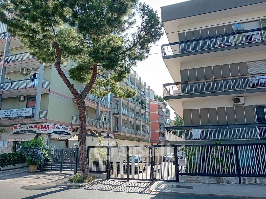 Appartamento in Vendita in Corso Alcide de Gasperi 405 a Bari