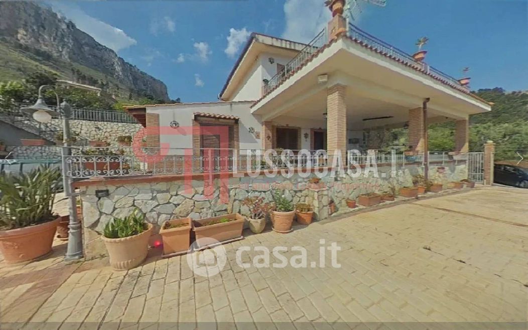 Villa in Vendita in Via Grotta Mazzamuto a Altavilla Milicia
