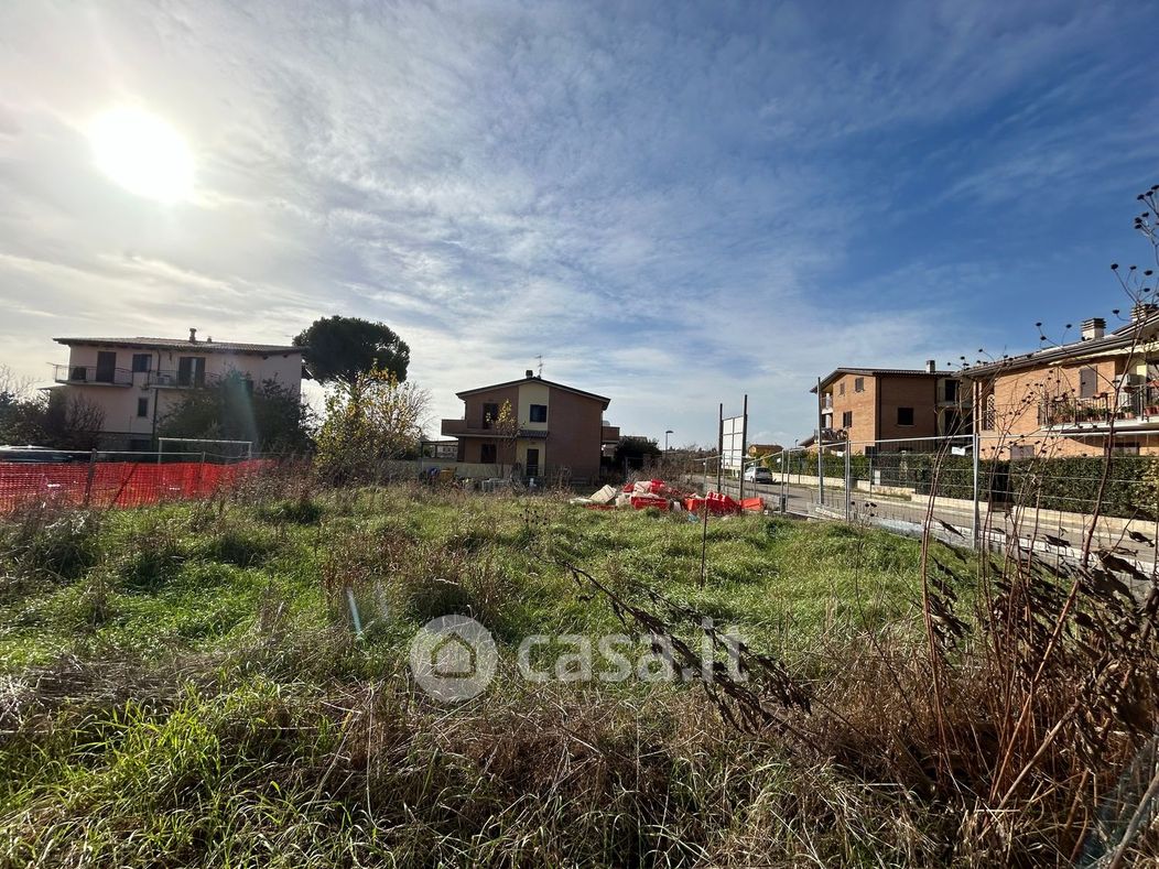 Terreno edificabile in Vendita in Strada Malanotte a Perugia