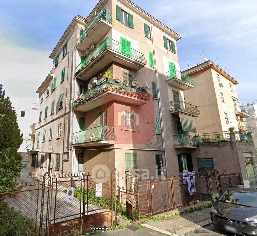 Appartamento in Vendita in Via dei Licheni a Roma