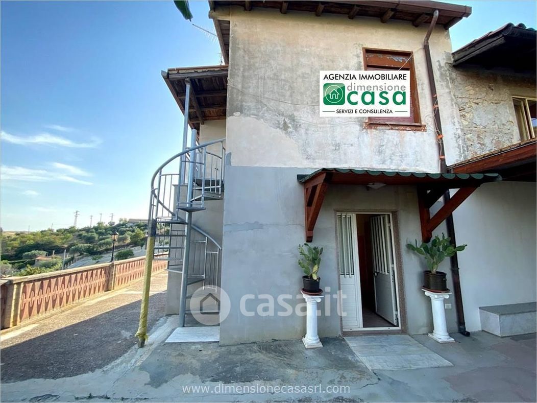 Villa in Vendita in Contrada Gaddira a Caltanissetta