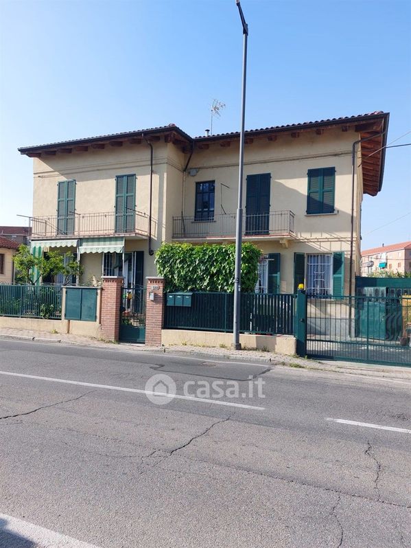 Casa indipendente in Vendita in Corso Venezia 129 a Asti