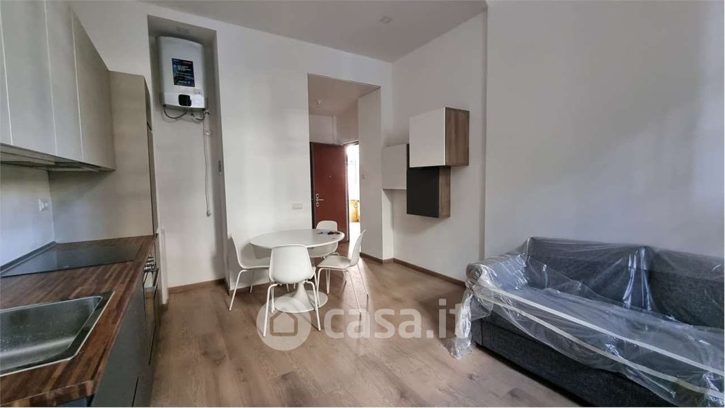 Appartamento in Affitto in Via Romolo Gessi 8 a Milano