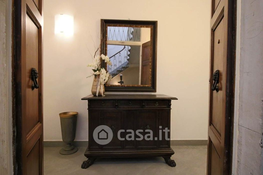 Appartamento in Vendita in Via Camillo Cavour a Firenze