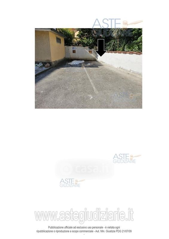 Garage/Posto auto in Vendita in Via San Michele 10 a Montecatini-Terme