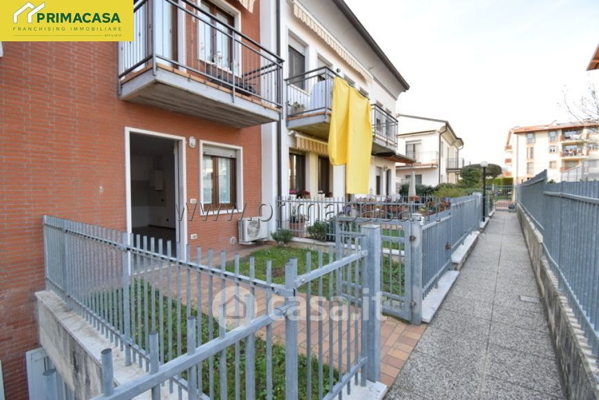Appartamento in Vendita in Via Valpantena a Verona