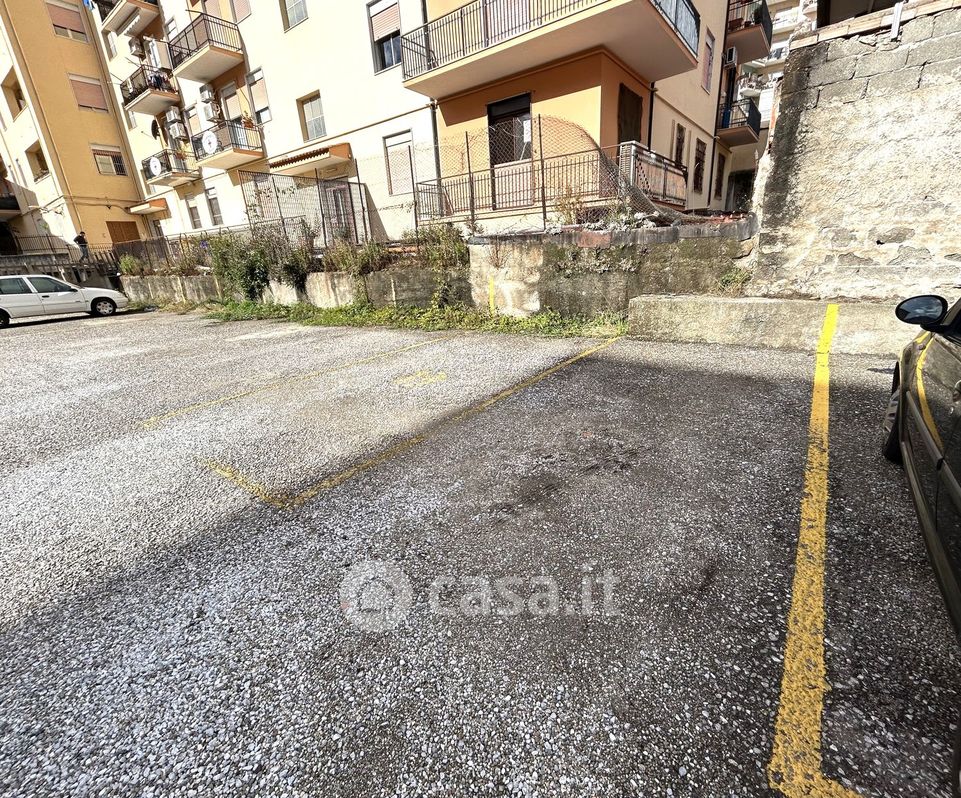 Garage/Posto auto in Affitto in Via Salvatore Aversa e Lucia Precenzano a Lamezia Terme