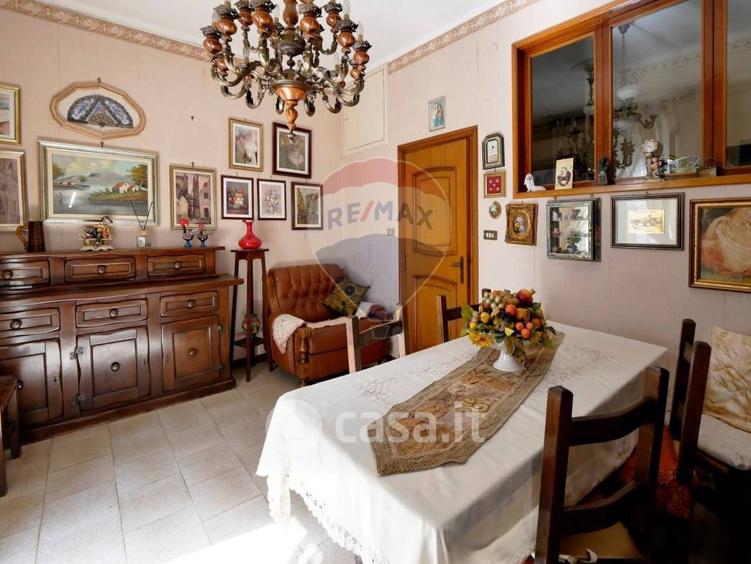 Appartamento in Vendita in Via Francesco Rismondi 36 a Bari