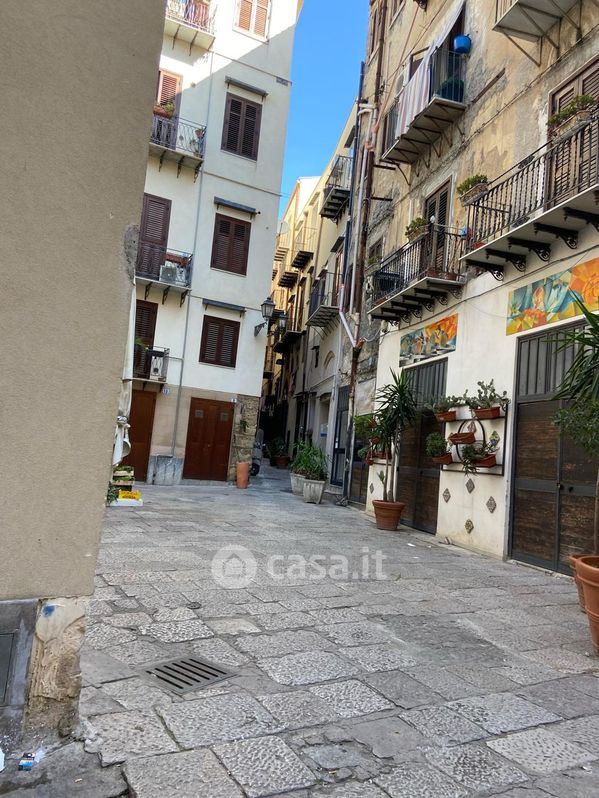 Appartamento in Vendita in Piazza San Gregorio a Palermo