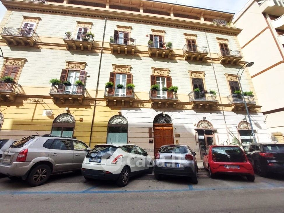 Ufficio in Affitto in Via Enrico Parisi 31 a Palermo