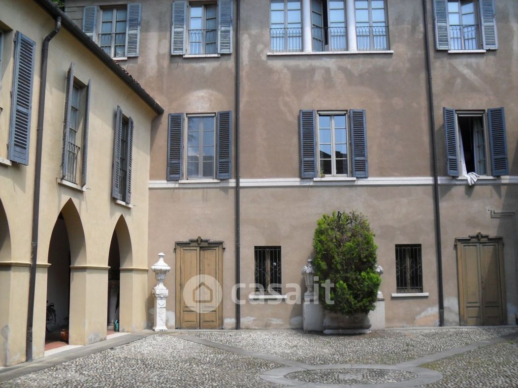 Appartamento in Affitto in Via San Francesco D'Assisi 14 a Brescia